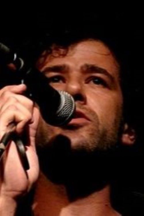 et billede af Luis Briceño