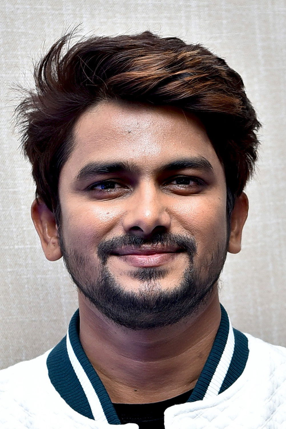 et billede af VJ Sunny