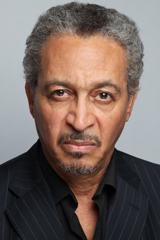 et billede af Geoffrey Burton