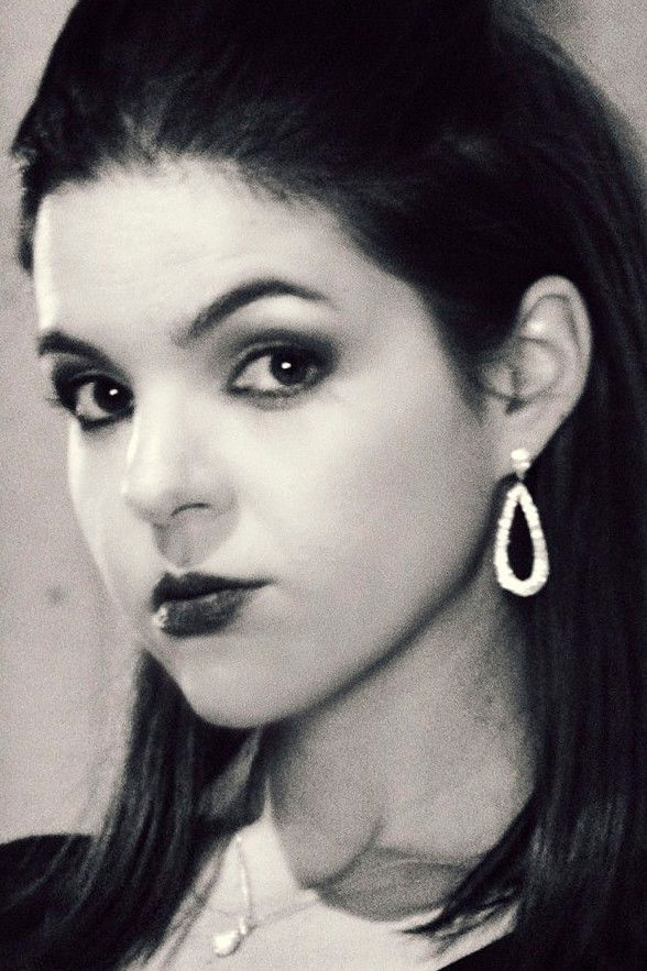 et billede af Nadine Chikhi