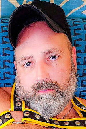 et billede af Devan Roy