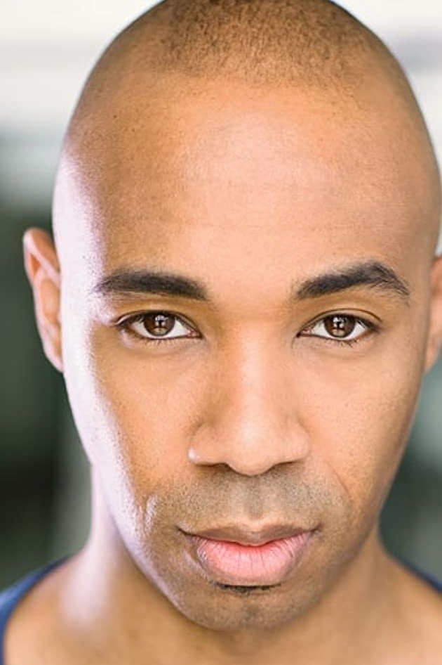 et billede af Jamyl Dobson