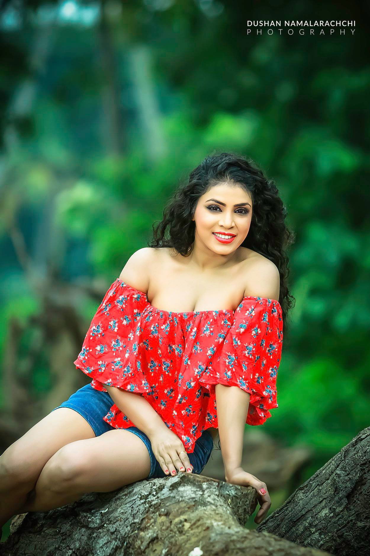 et billede af Thushari Wehella