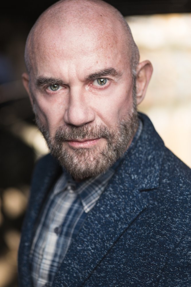 et billede af Chris Andrew Mellon