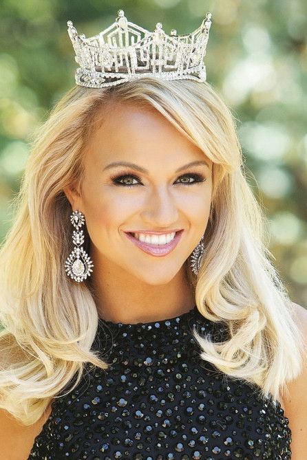 et billede af Savvy Shields