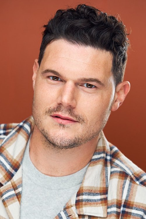 et billede af Neil Vincent Smith