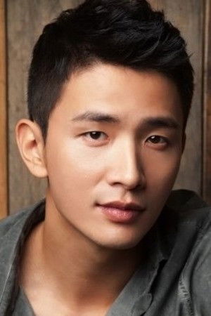 et billede af Lee Yong-joo