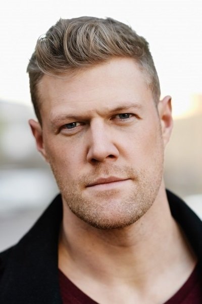 et billede af Mick Davies