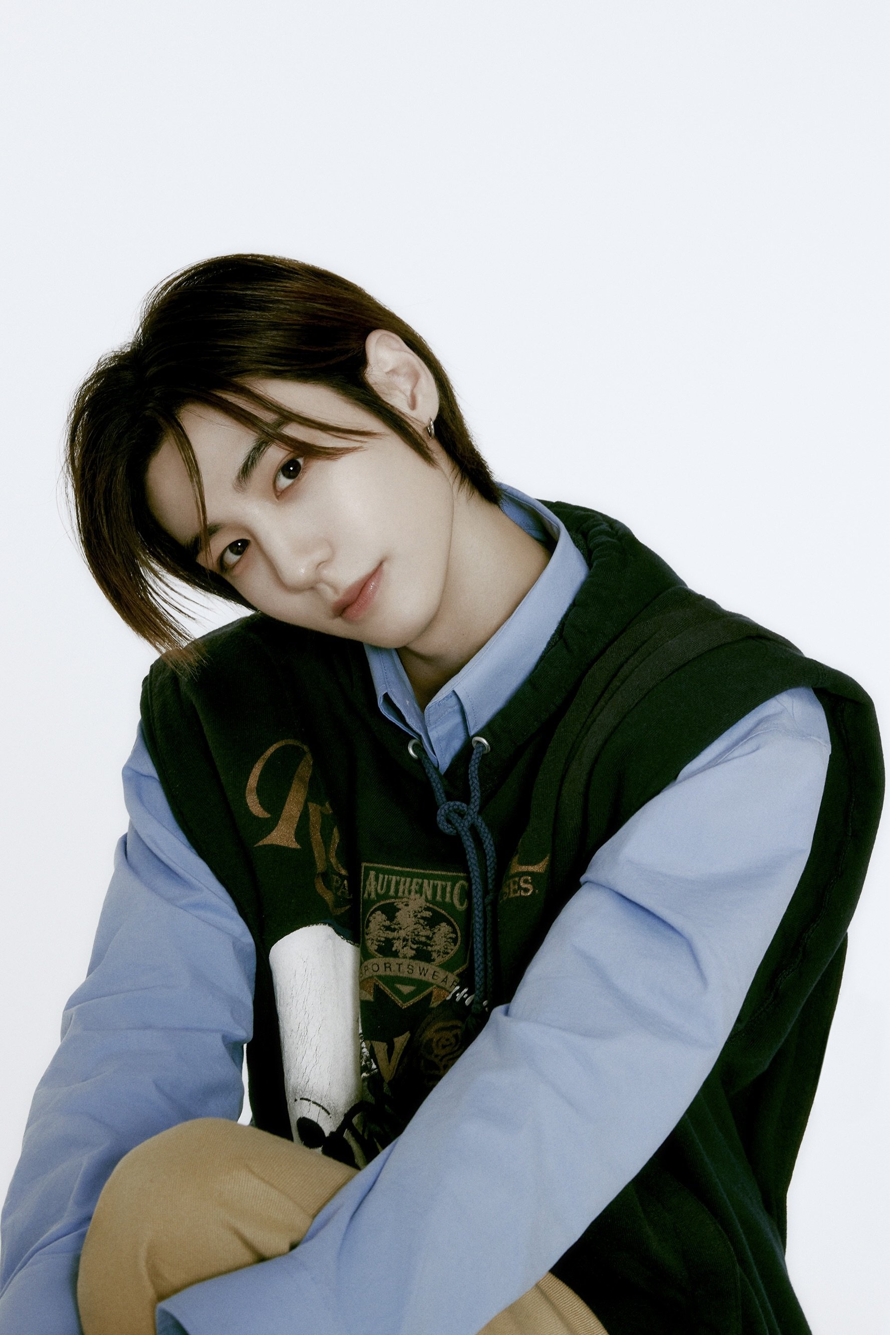 Leehan's picture in the cast