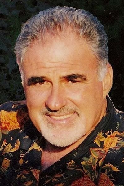 et billede af Harry Humphries