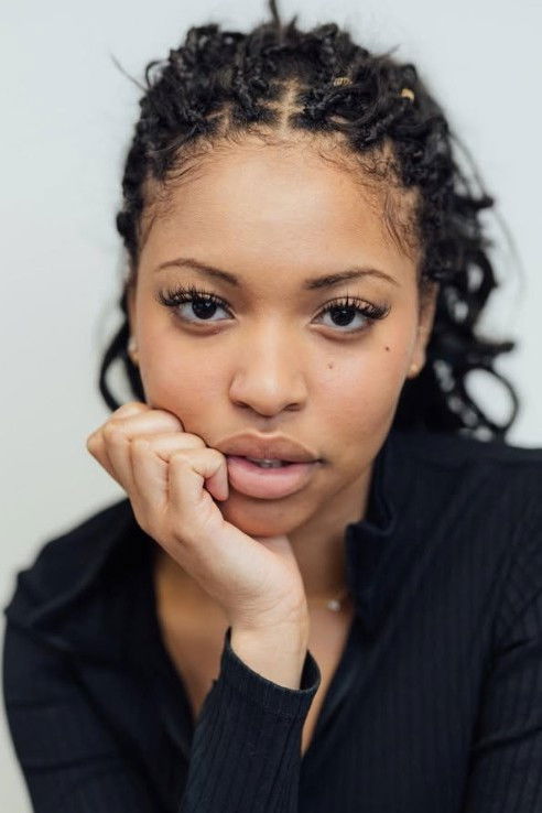 et billede af Sisi Mbemba