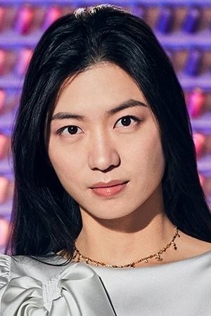 Anna Yinan Zhou's picture in the cast
