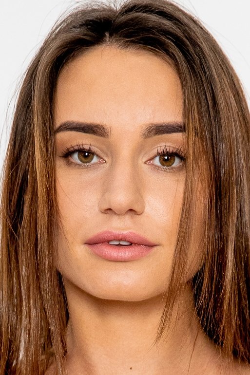 et billede af Lana Roy