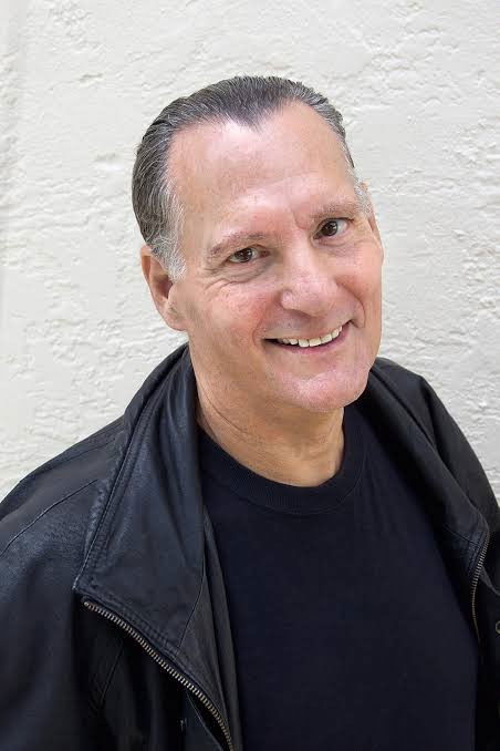 et billede af Richard Lewis Warren