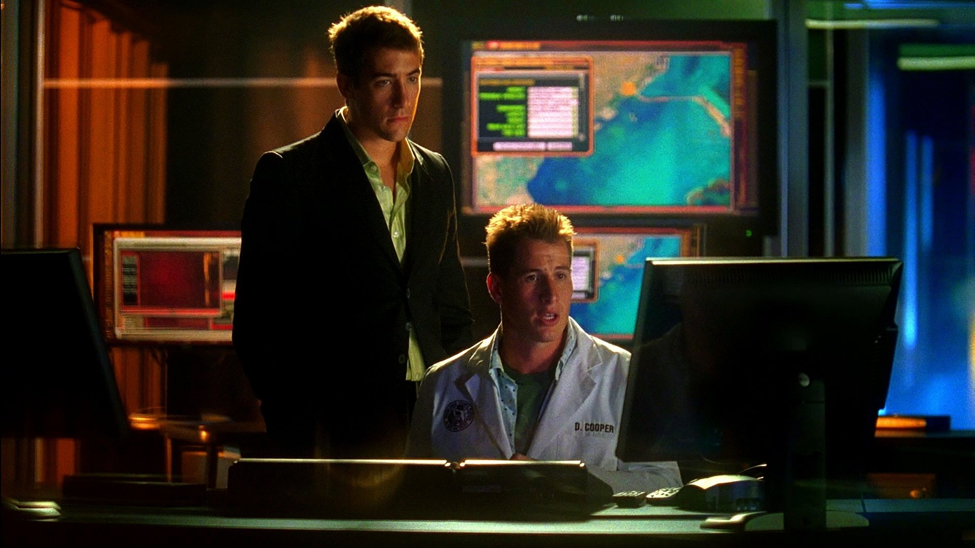 CSI: Miami - Season 5 Episode 9 : A la una, a las 2, a las 3 (2012)