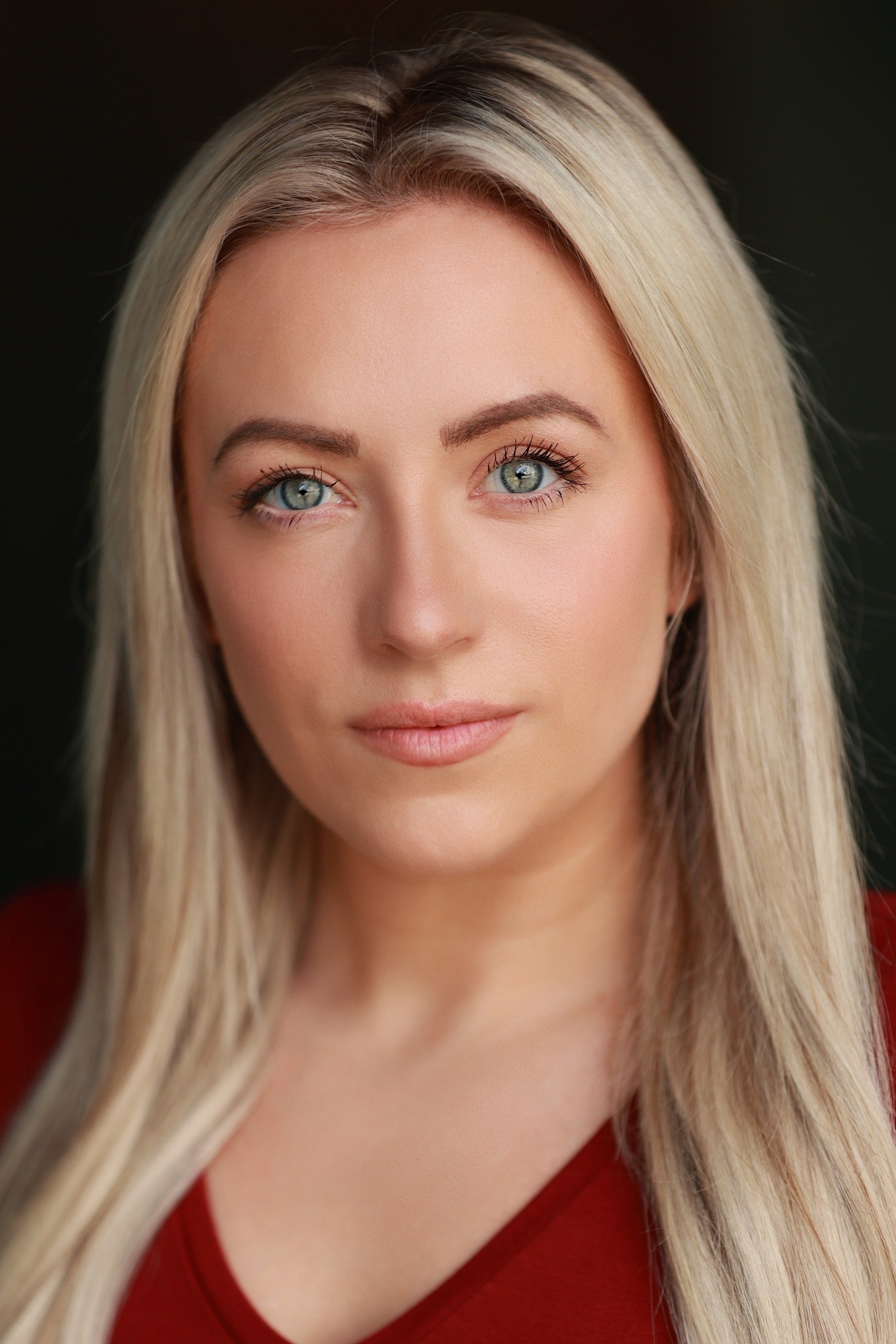 et billede af Danielle DeBrock