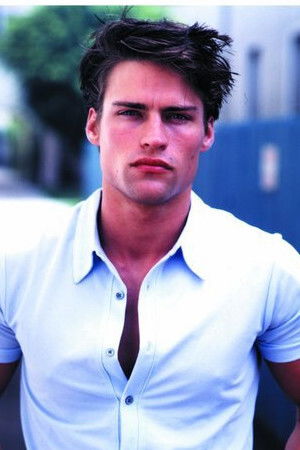 et billede af Jared Edwards