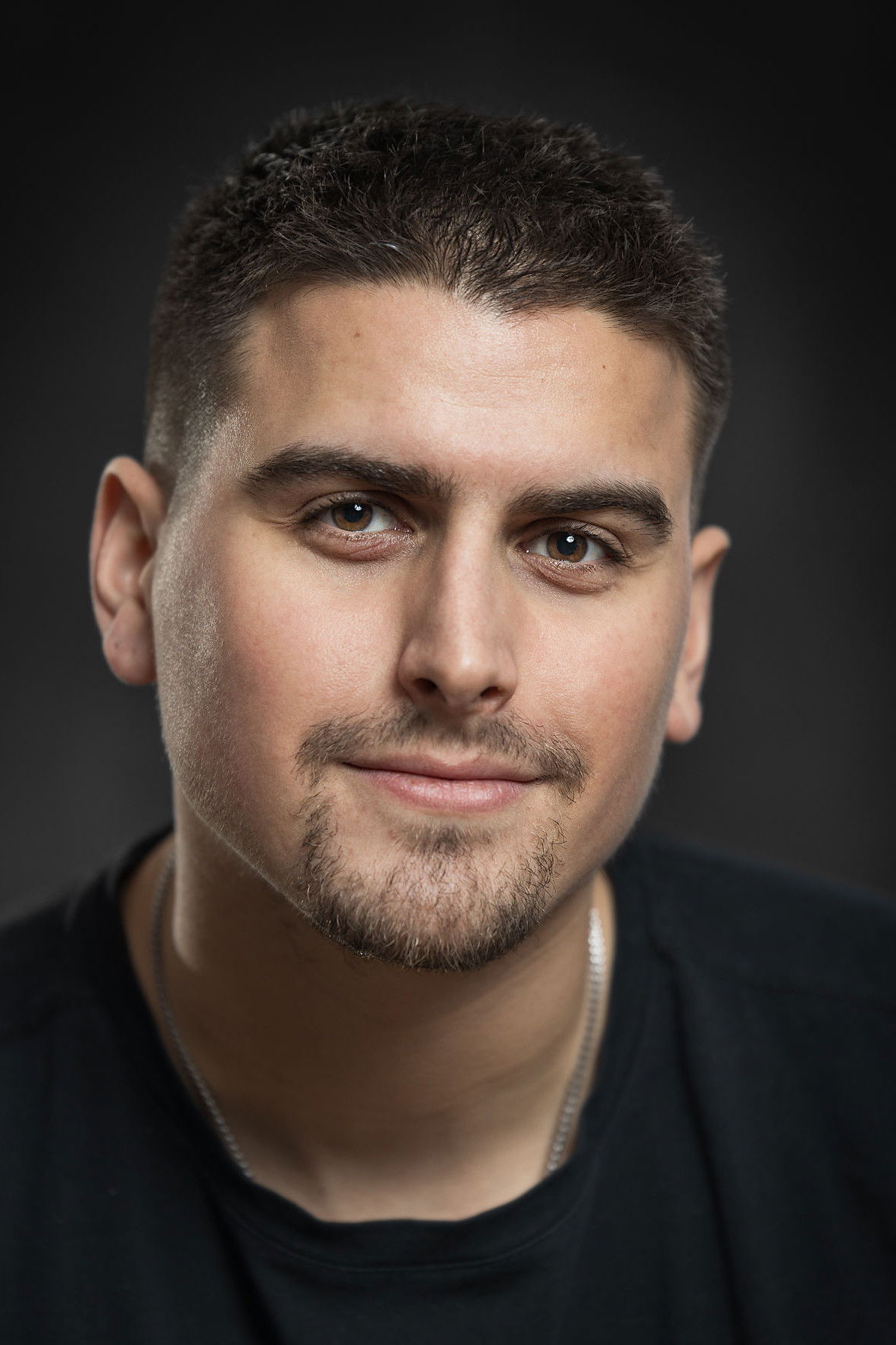 et billede af Kyle Lyons