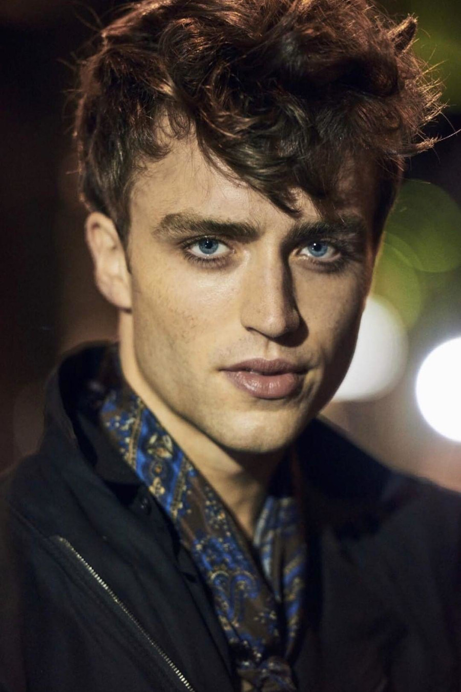 et billede af Matthew Ball