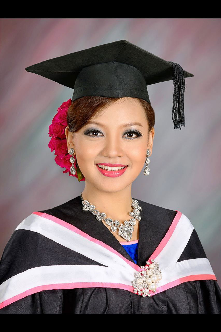 et billede af Nang Khin Zay Yar