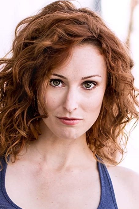 et billede af Carrie-Lynn Neales