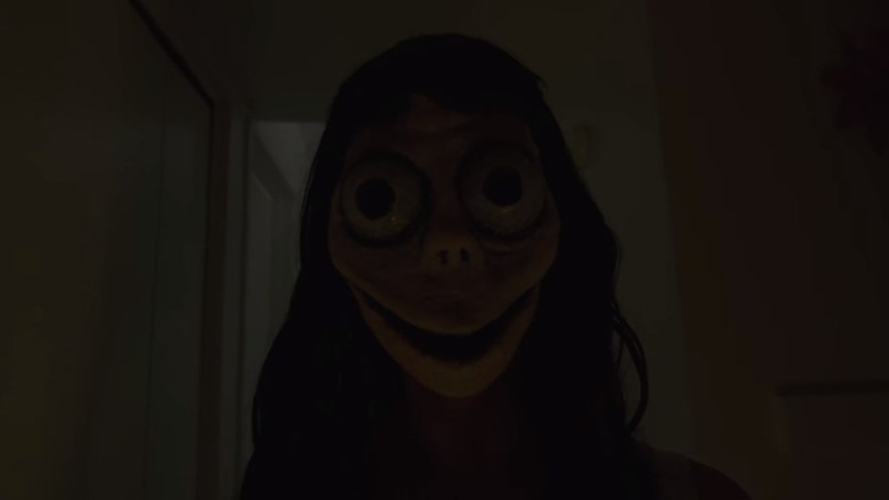 Momo background