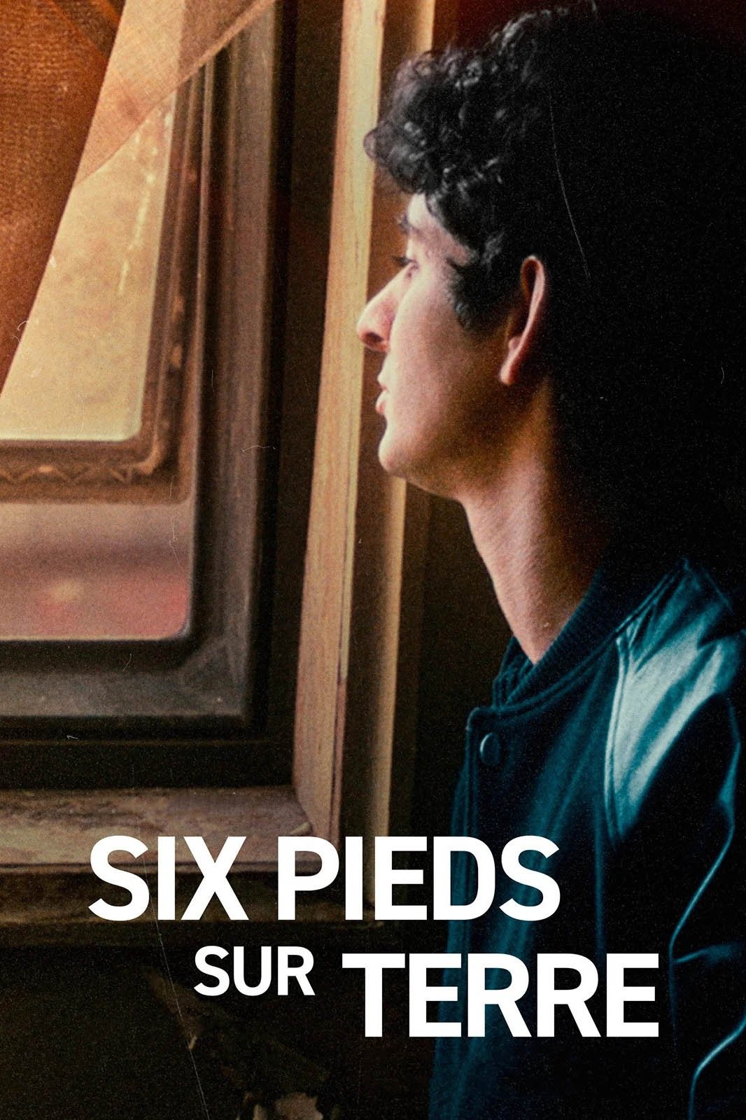 SIX PIEDS SUR TERRE