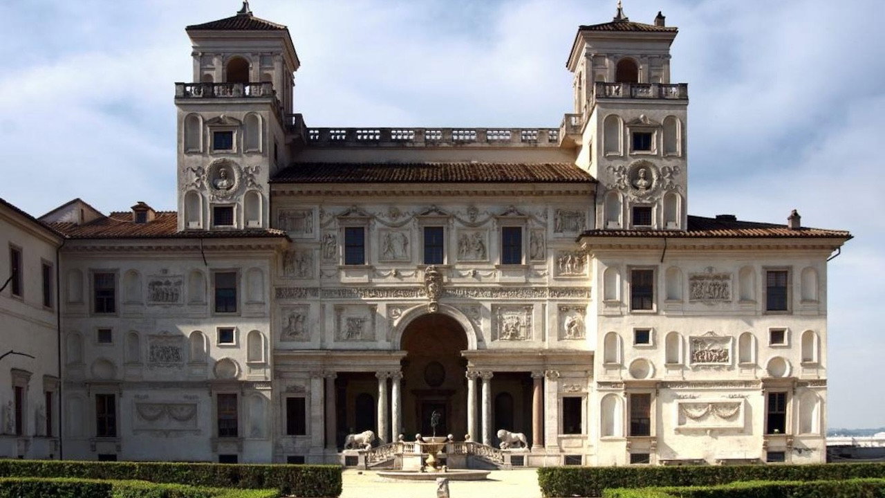 VILLA MEDICI 350 YEARS OF LOVE FOR THE ARTS