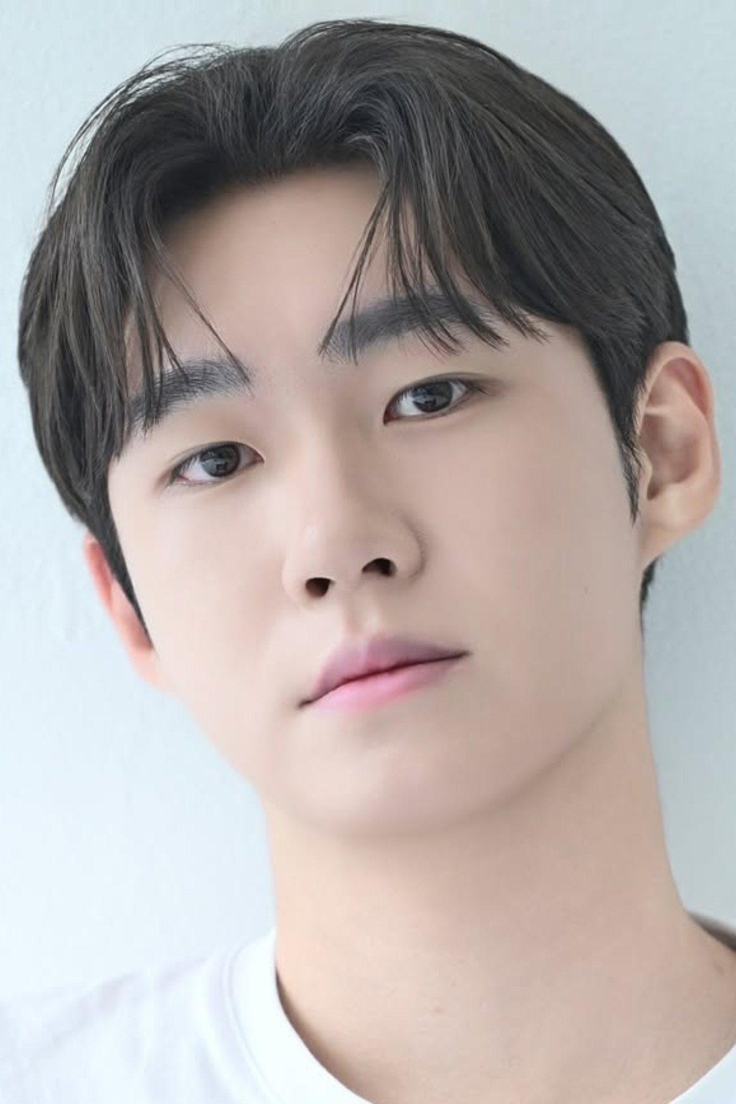 Profile 최환희 with character 