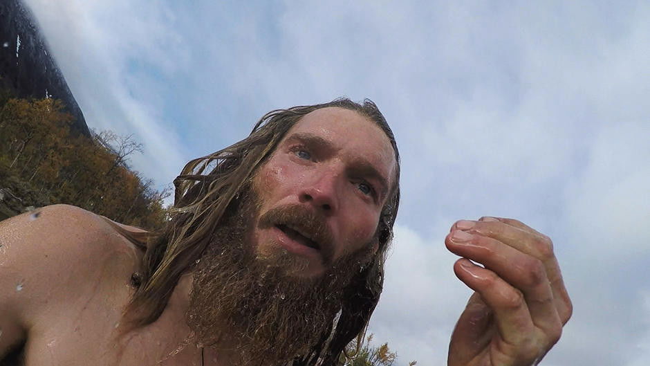 Alone in the Wilderness S02E04 backdrop