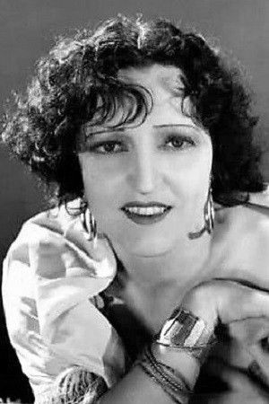 et billede af Marguerite Namara