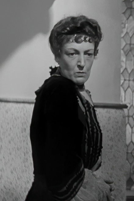 et billede af Annie Cariel