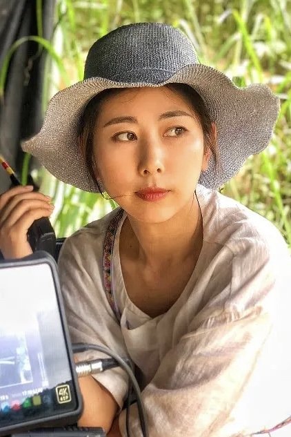 Li Hua | Makeup Artist