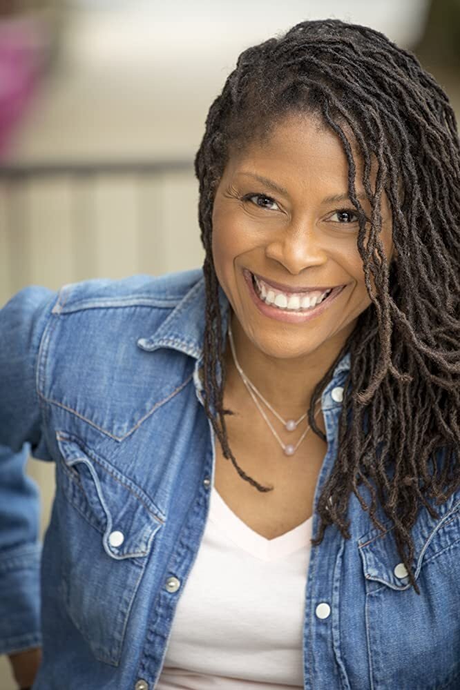 et billede af Verda Davenport