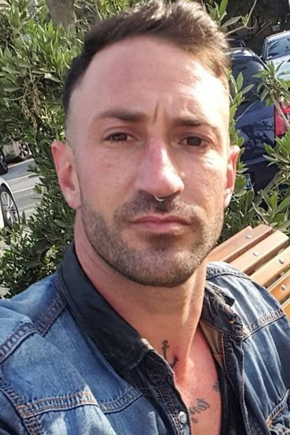 et billede af Emilio Ardana