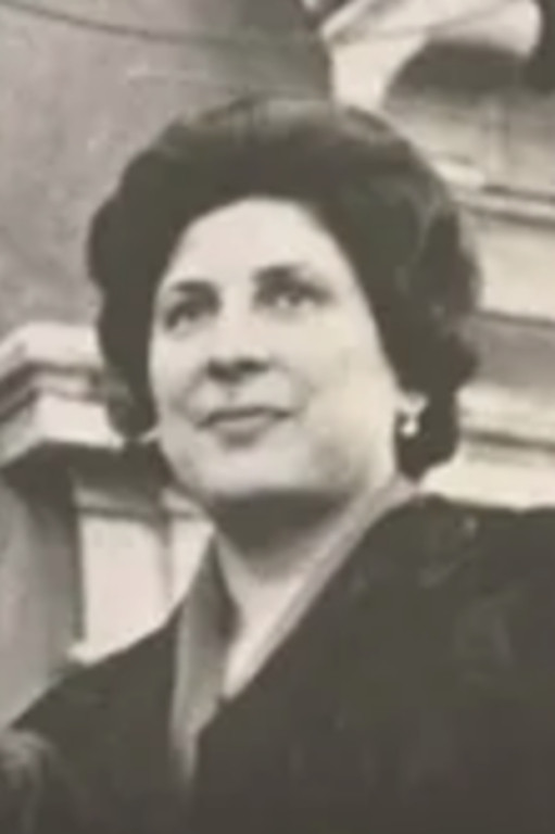 et billede af Nina Micalizzi