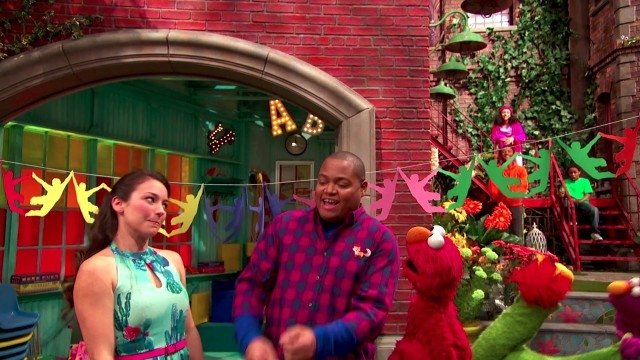 Sesame Street - Season 53 Episode 24 : Move and Groove on Sesame Street