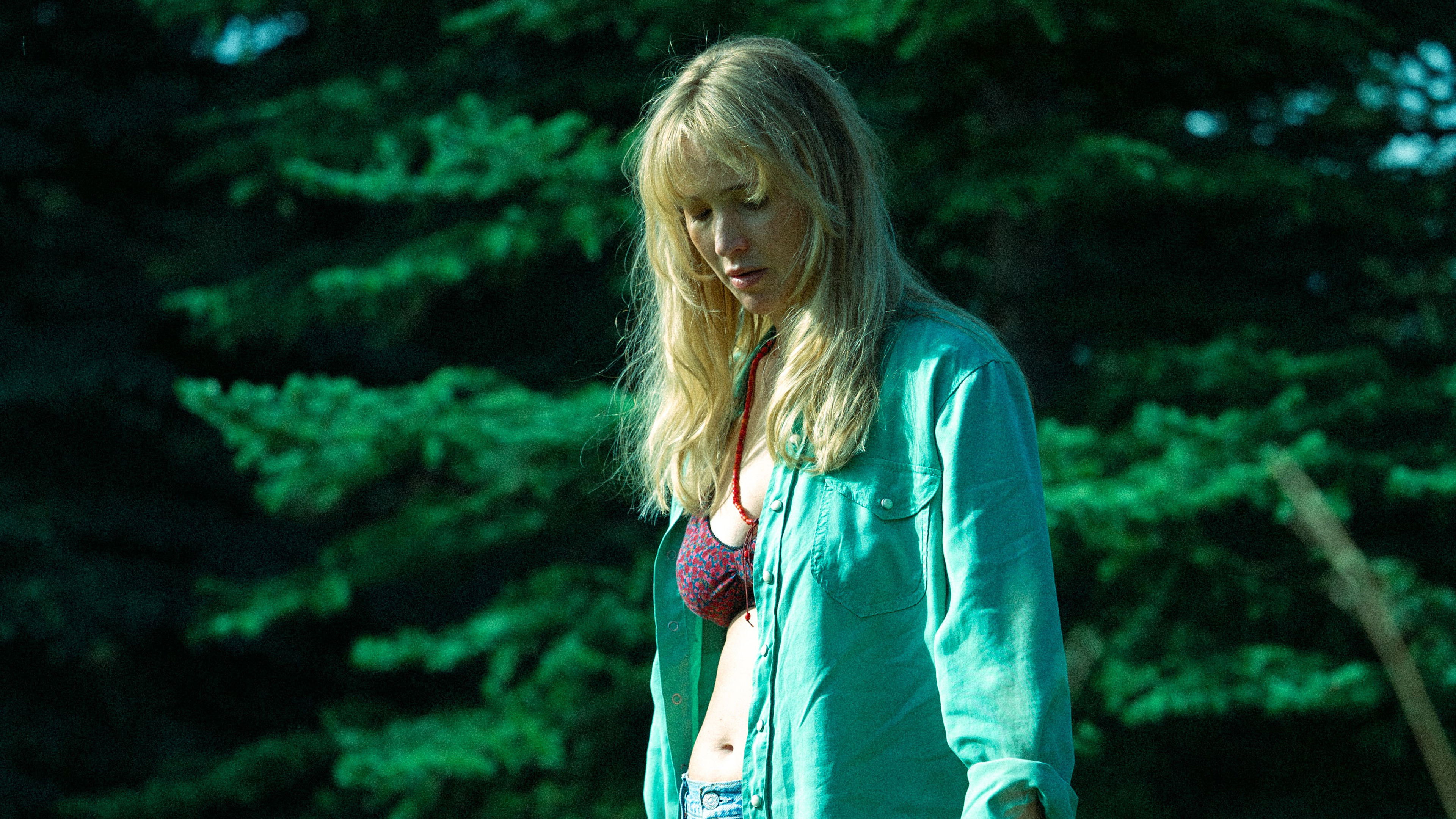 Die My Love backdrop