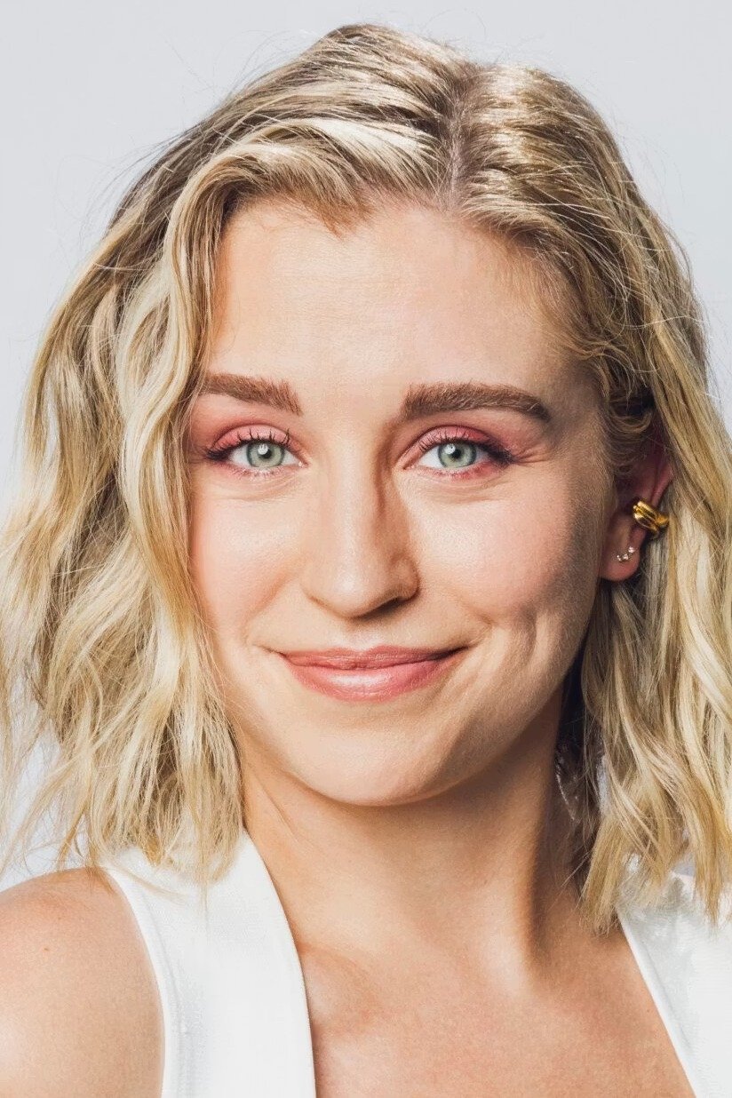 et billede af Taylor Misiak