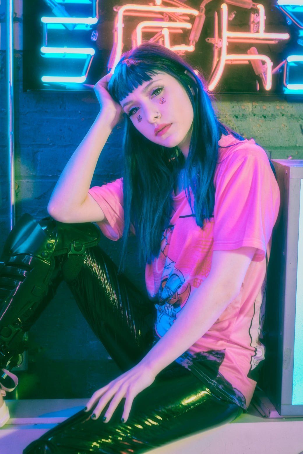 et billede af Lovina Yavari