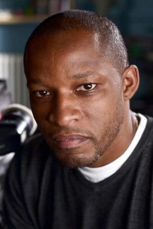 et billede af Alrick Riley