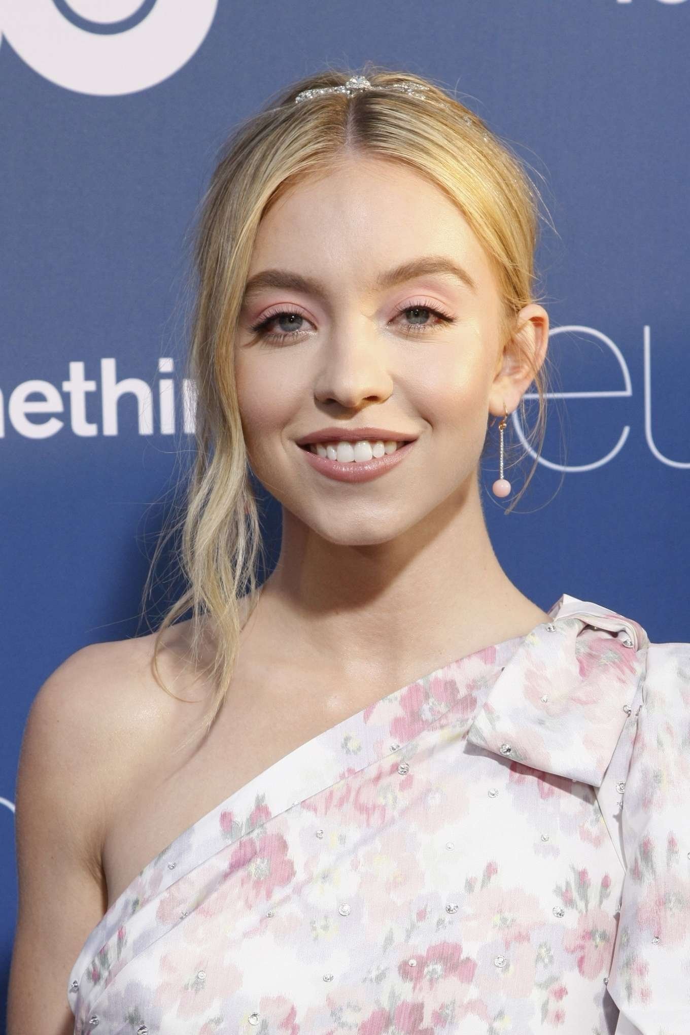 Sydney Sweeney - Profile Images — The Movie Database (TMDb)