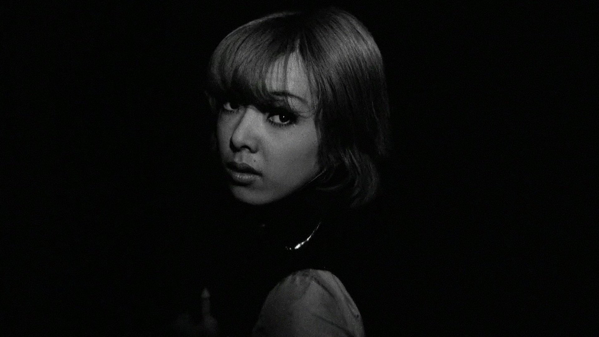 Funeral Parade of Roses