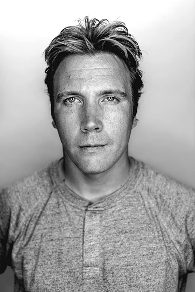 et billede af Jake Larton