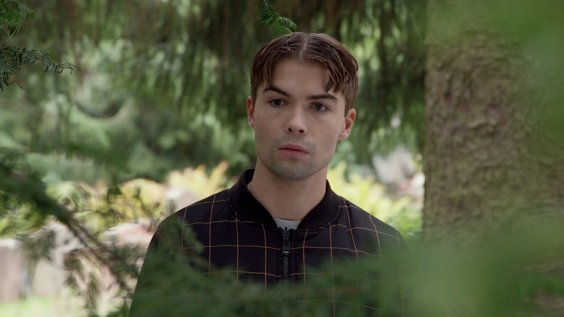 Secret Lives Season 28 :Episode 94  Episode 4884