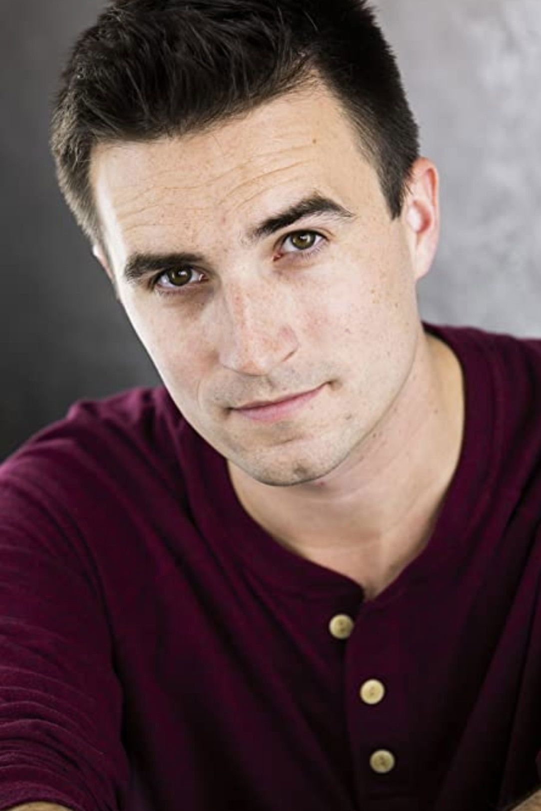 et billede af Kyle Rogan