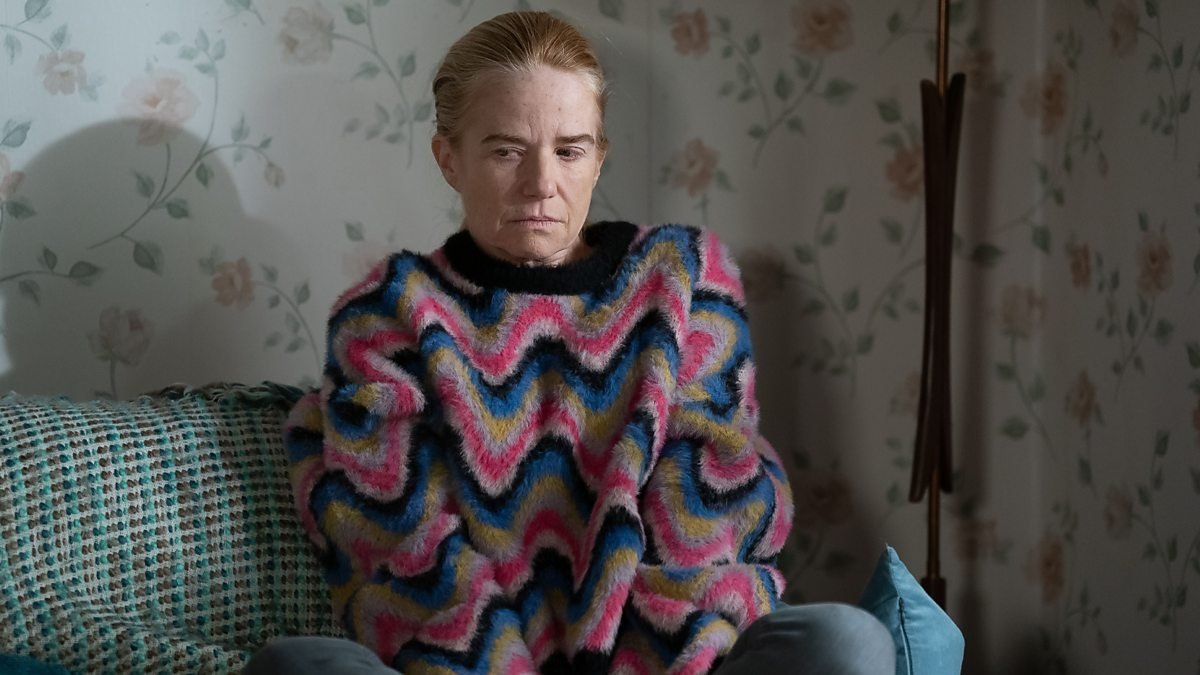 EastEnders 41x35