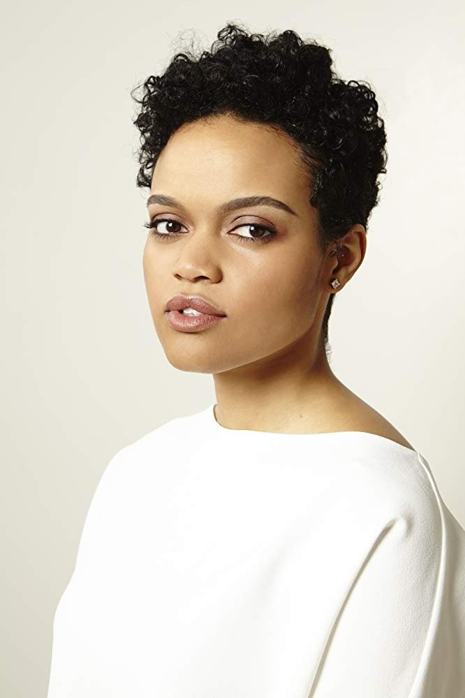 et billede af Danielle Davenport