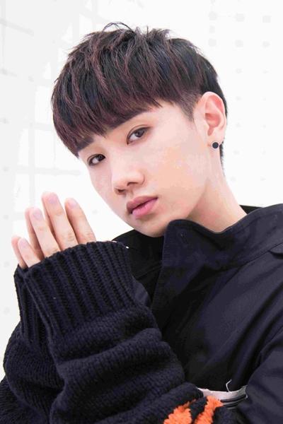 et billede af Silence Wang