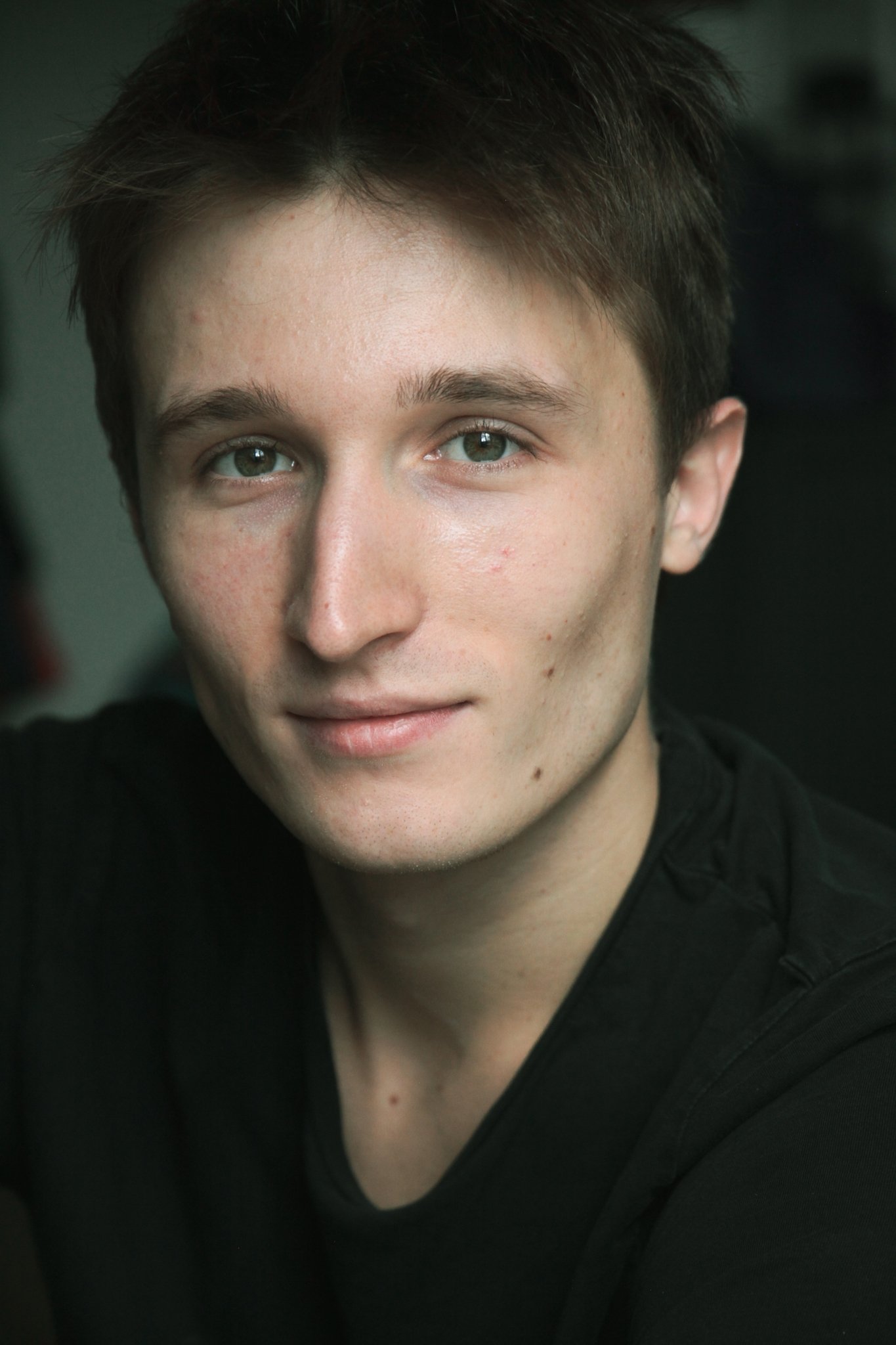 et billede af Geoffrey Carlassare